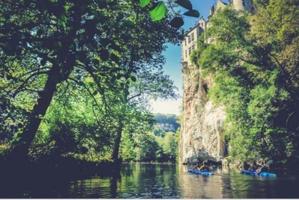 Lesse En Ciel Vous Accueille Avec Plaisir . Villa Houyet Dış mekan fotoğraf